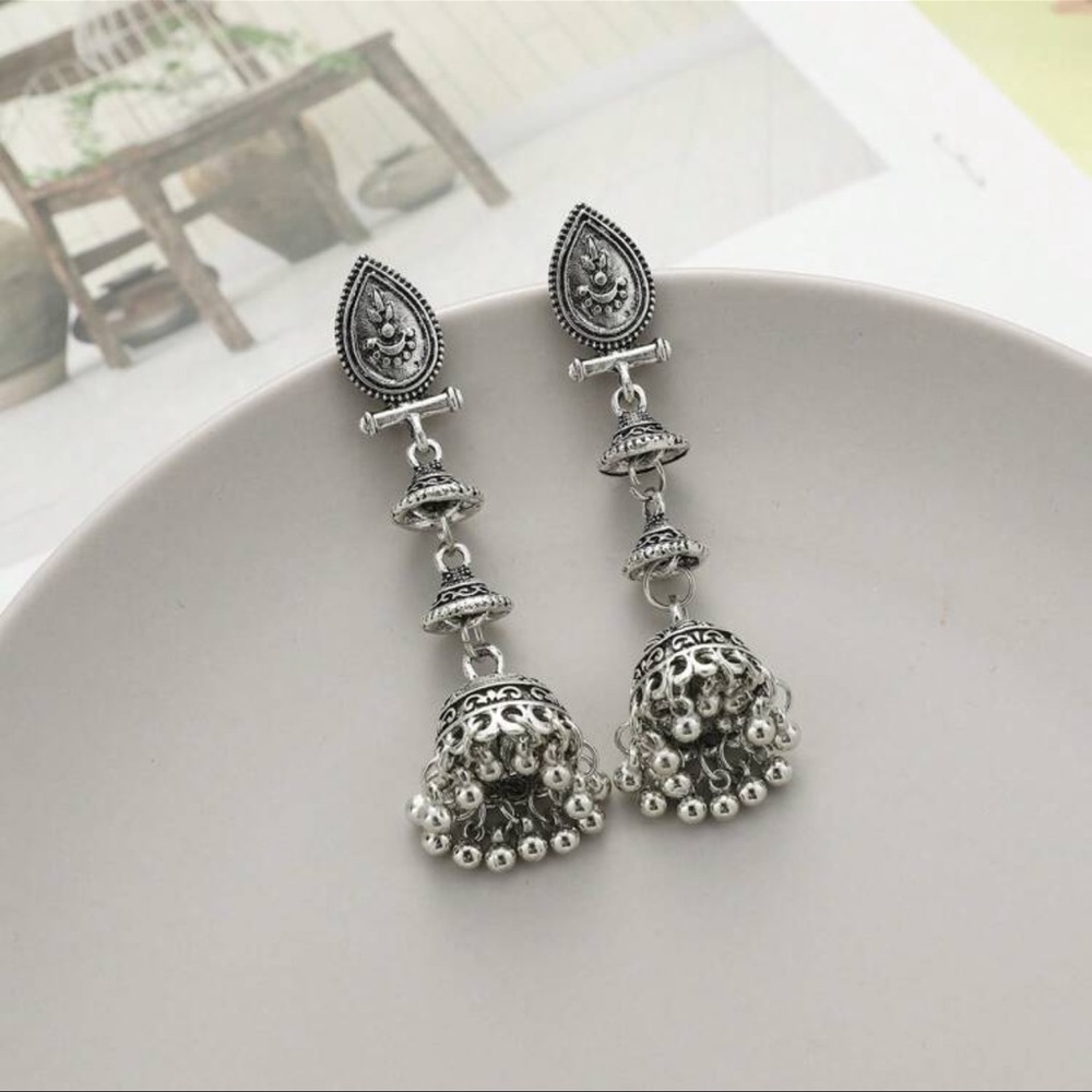 1 Pair Vintage Alloy Material Long Tassel Bell Earrings